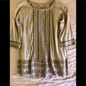 Johnny Was Cotton, 3/4 Sleeve Blouse in Gray. M